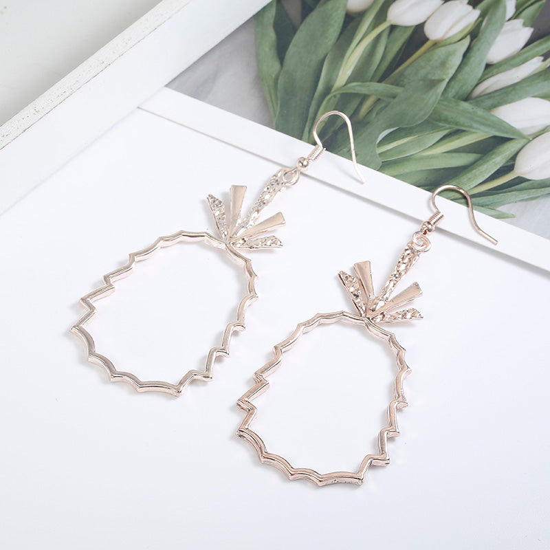 (CLEARANCE) Pineapple Drop Earrings