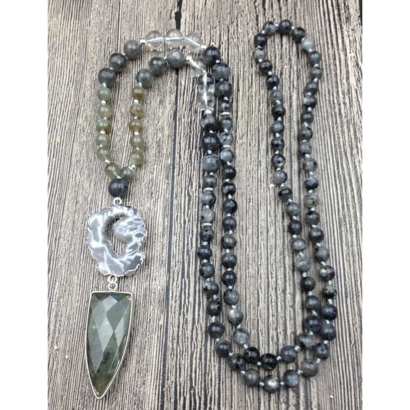Mala Bead Necklace With Agate Geode And Labradorite Pendant