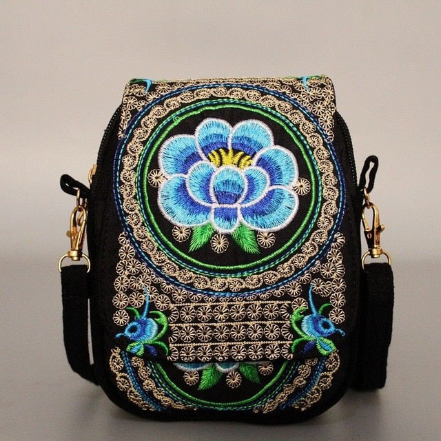 Vintage Floral Embroidery Crossbody Bag