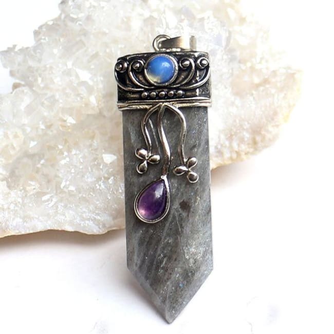 Trinity Stone Pendant - Labradorite